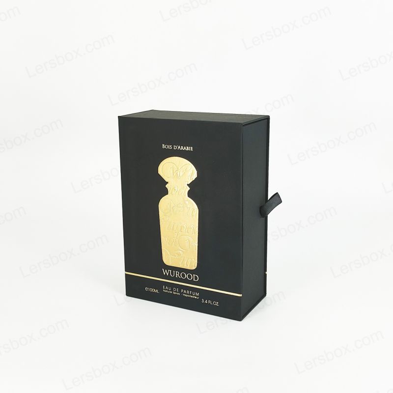 جعبه عطر و مزه فویل طلا با سینی اوا و پایه درب براق HP005