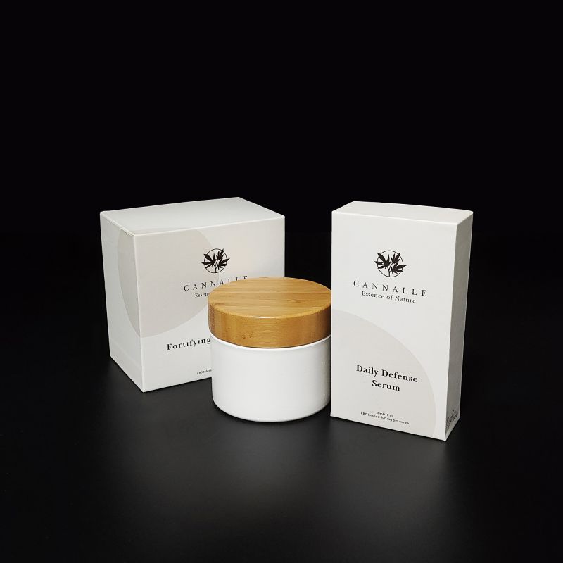 جعبه هدیه عطر سفت و سخت آرم فویل طلا با سینی فوم Eva و Premium Finish HP017